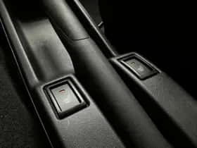 Suzuki Swift (2025) thumbnail 18