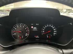 Suzuki Swift (2025) thumbnail 10