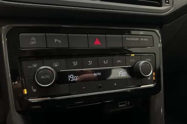 Volkswagen T-Cross (2020) thumbnail 19