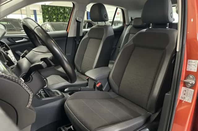 Volkswagen T-Cross (2020) thumbnail 4