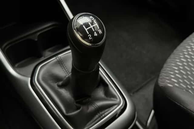 Suzuki Ignis (2021) thumbnail 16