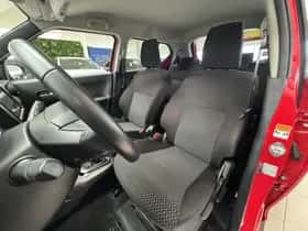 Suzuki Ignis (2021) thumbnail 4
