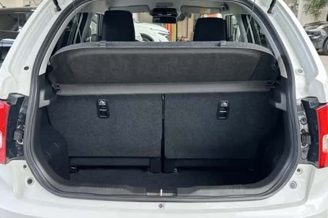 Suzuki Ignis (2021) thumbnail 8