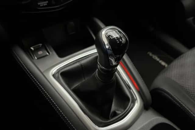 Nissan Qashqai (2017) thumbnail 18
