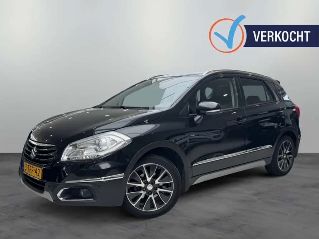 Suzuki S-CROSS (2014) — foto 1
