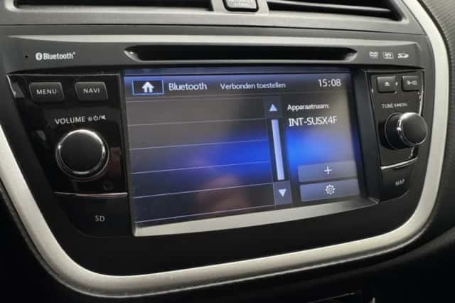 Suzuki S-CROSS (2014) thumbnail 14