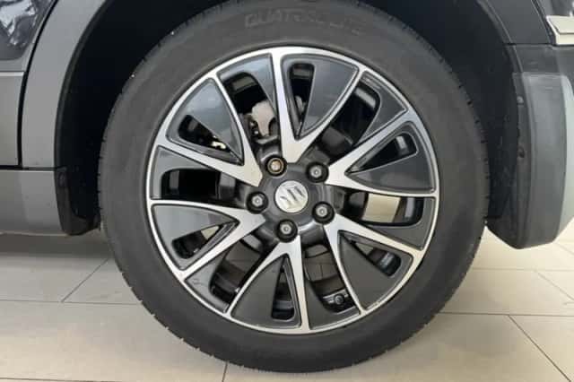 Suzuki S-CROSS (2014) thumbnail 18