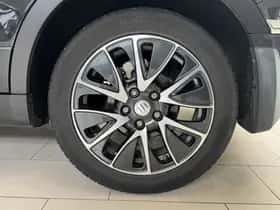 Suzuki S-CROSS (2014) thumbnail 18