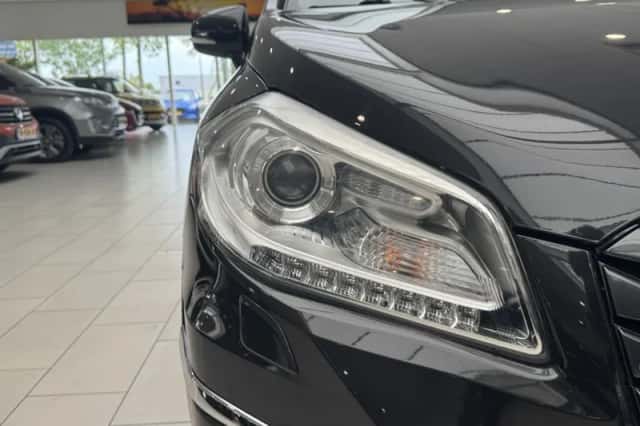 Suzuki S-CROSS (2014) thumbnail 25