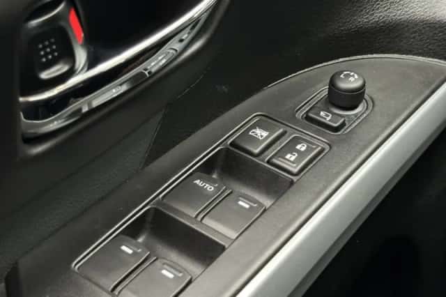 Suzuki S-CROSS (2021) thumbnail 21