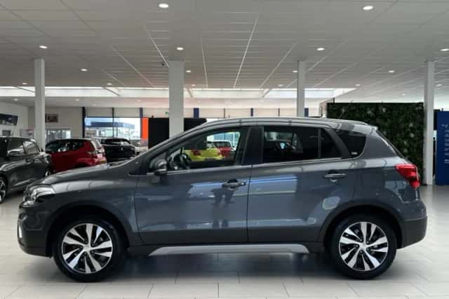 Suzuki S-CROSS (2021) thumbnail 7
