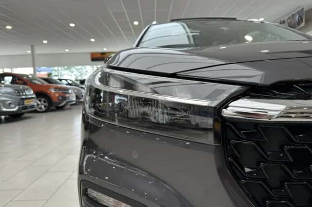 Suzuki S-CROSS (2024) thumbnail 23