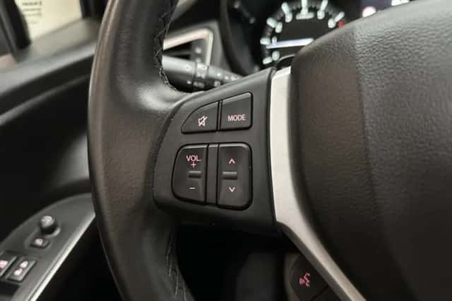 Suzuki S-CROSS (2024) thumbnail 27