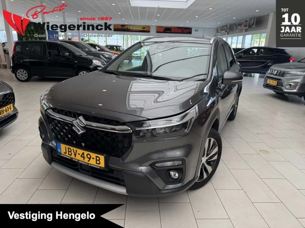 Suzuki S-CROSS (2023) — foto 1
