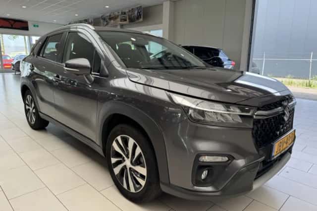 Suzuki S-CROSS (2023) thumbnail 13