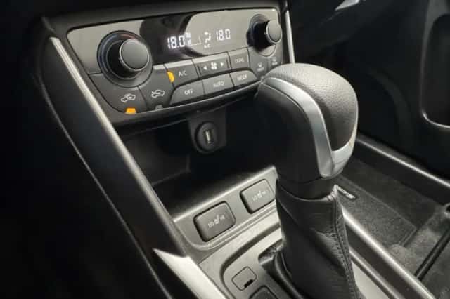 Suzuki S-CROSS (2023) thumbnail 21
