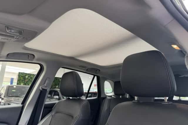 Suzuki S-CROSS (2023) thumbnail 24