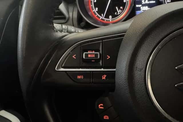 Suzuki Swift (2024) thumbnail 11
