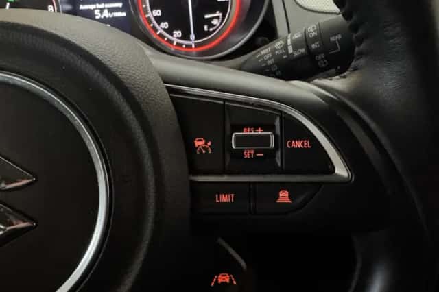 Suzuki Swift (2024) thumbnail 12