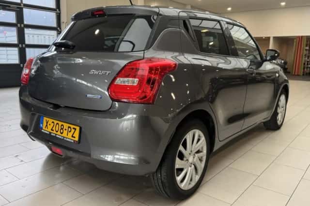 Suzuki Swift (2024) thumbnail 3