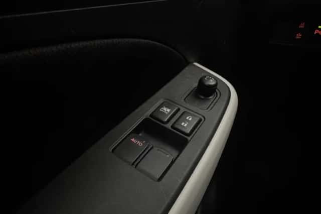 Suzuki Swift (2024) thumbnail 27