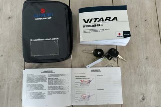 Suzuki Vitara (2022) thumbnail 17