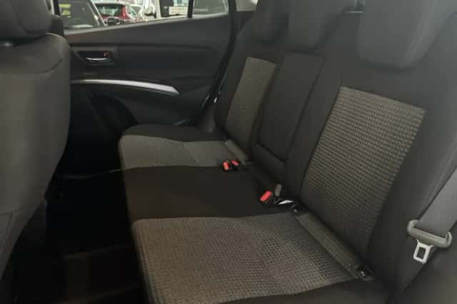 Suzuki S-CROSS (2025) thumbnail 6