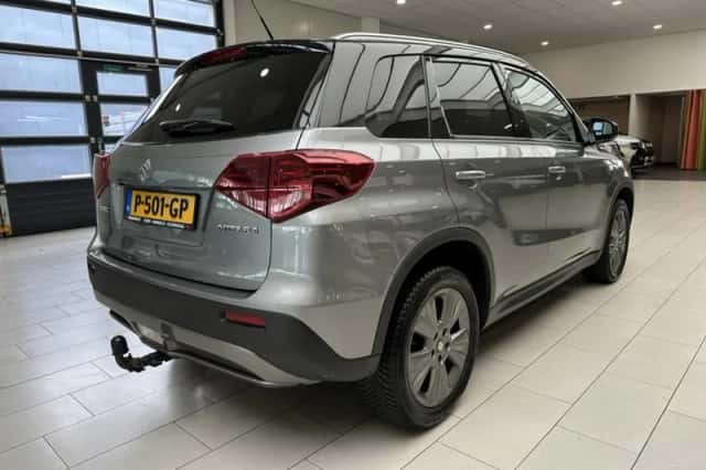Suzuki Vitara (2019) thumbnail 3