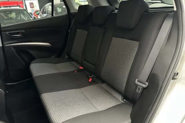 Suzuki S-CROSS (2025) thumbnail 6