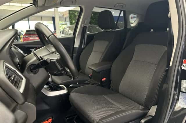 Suzuki S-CROSS (2014) thumbnail 4