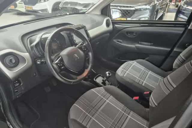 Peugeot 108 (2018) thumbnail 4