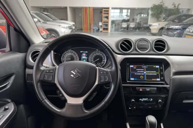 Suzuki Vitara (2021) thumbnail 2