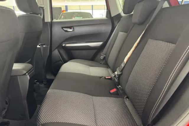 Suzuki Vitara (2021) thumbnail 6