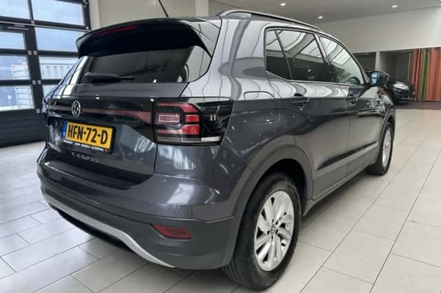 Volkswagen T-Cross (2023) thumbnail 3