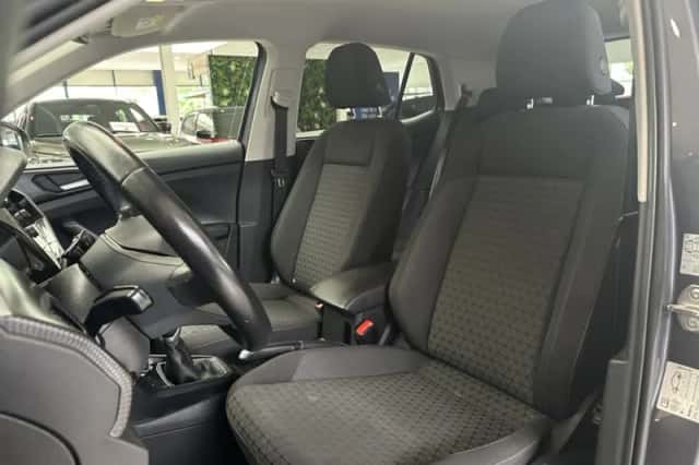 Volkswagen T-Cross (2023) thumbnail 4