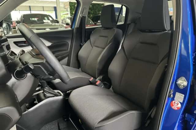 Suzuki Swift (2025) thumbnail 4
