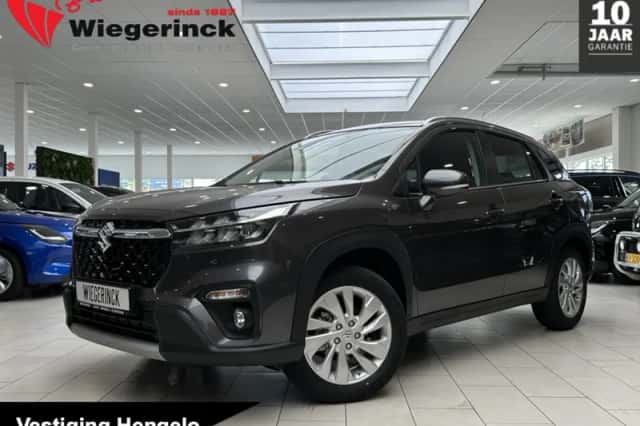 Suzuki S-CROSS (2025) thumbnail 1