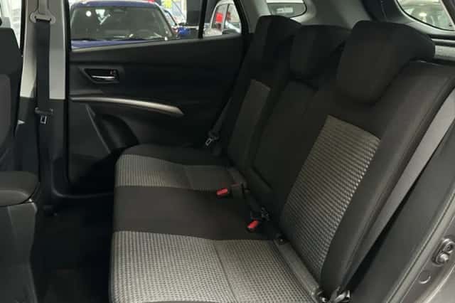 Suzuki S-CROSS (2025) thumbnail 6