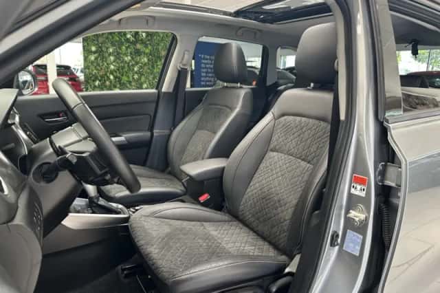 Suzuki Vitara (2021) thumbnail 4