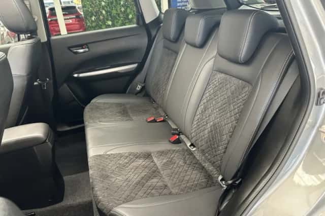 Suzuki Vitara (2021) thumbnail 6