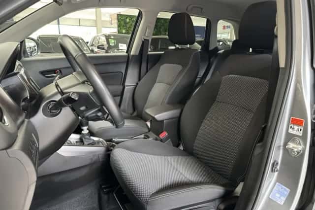 Suzuki Vitara (2023) thumbnail 4
