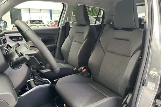 Suzuki Swift (2026) thumbnail 4
