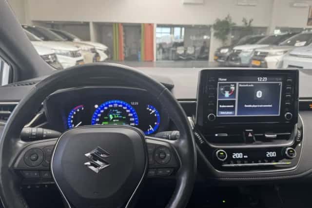 Suzuki Swace (2022) thumbnail 3