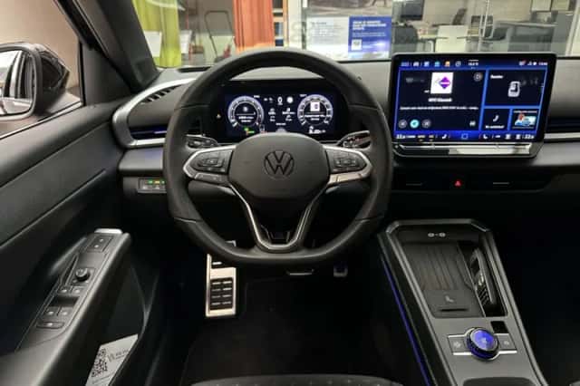 Volkswagen T-Roc (2026) thumbnail 2
