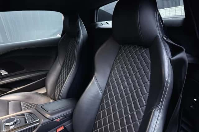 Audi R8 (2022) thumbnail 3