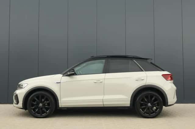 Volkswagen T-Roc (2022) thumbnail 3
