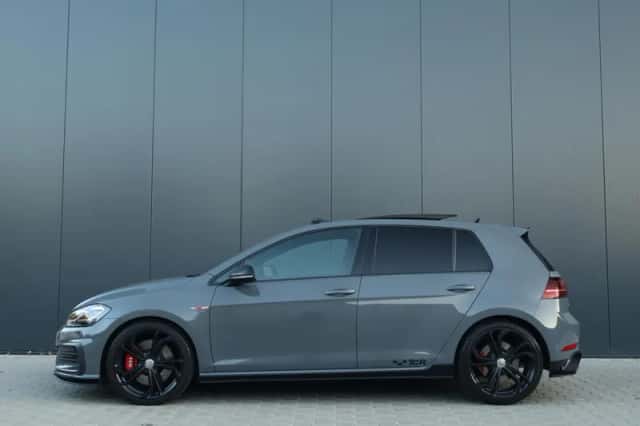 Volkswagen Golf (2019) thumbnail 3