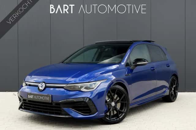Volkswagen Golf (2021) thumbnail 1