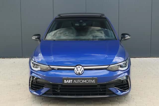 Volkswagen Golf (2021) thumbnail 2