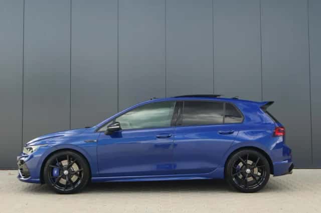 Volkswagen Golf (2021) thumbnail 3